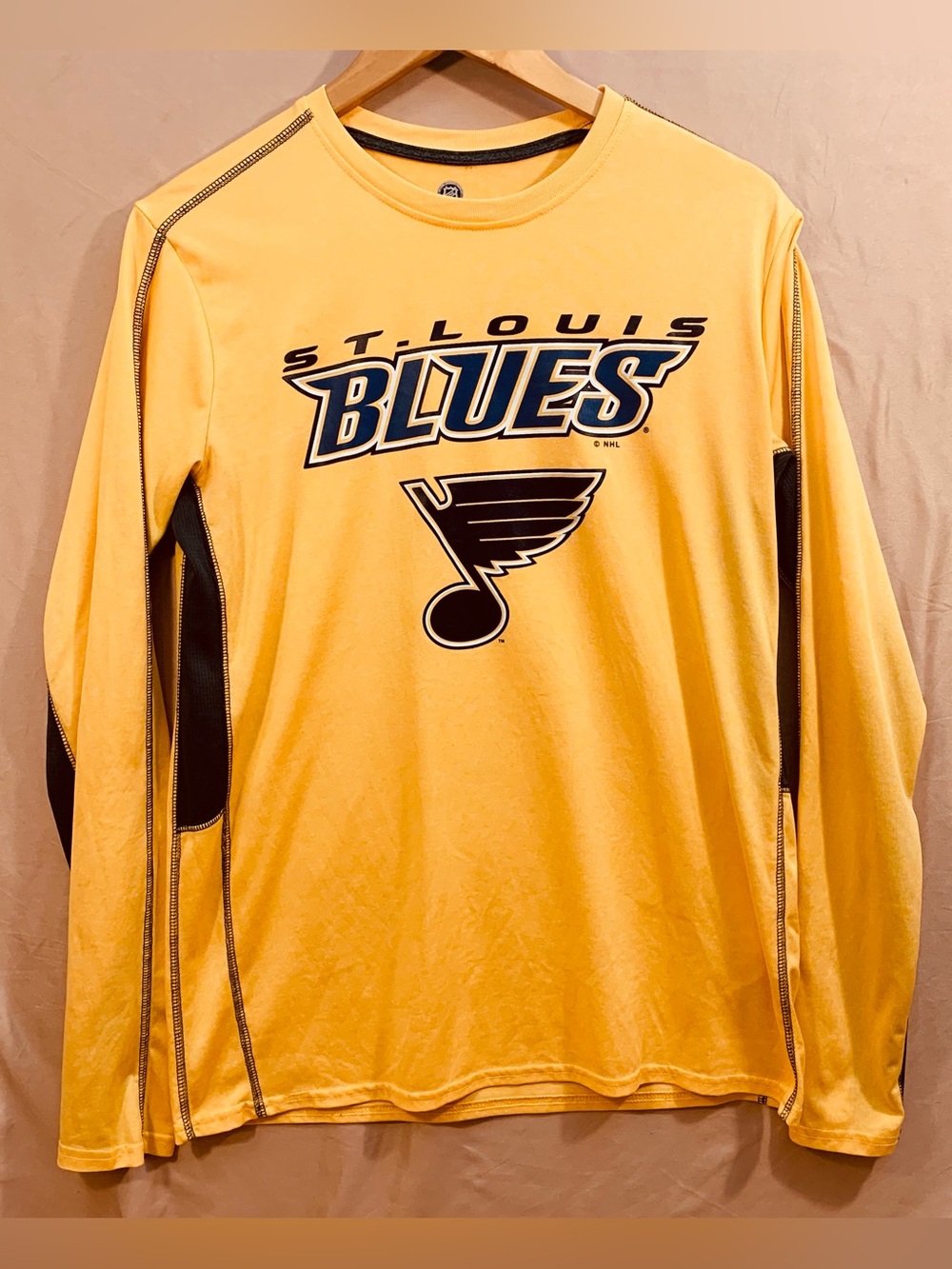 St. Louis Blues Officially Licensed NHL Long Sleeve Shirt, Medium Hockey